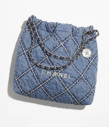 CHANEL 22 SMALL HANDBAG